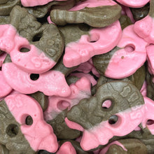 Bubs Foamy Raspberry Licorice Skulls